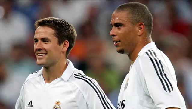 足球少年 足球少年